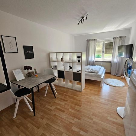 Charmante 1 Zimmerwohnung Mit Stellplatz Wurtzbourg Extérieur photo